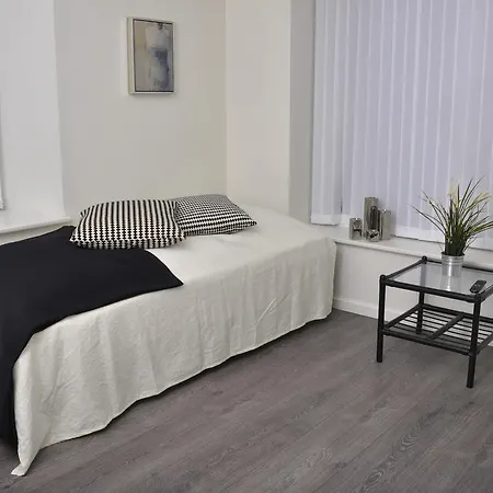 Гостевой дом Ab Centrum Bed Without Breakfast 3*